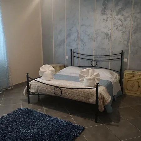 Romantica Fiera 招待所 *